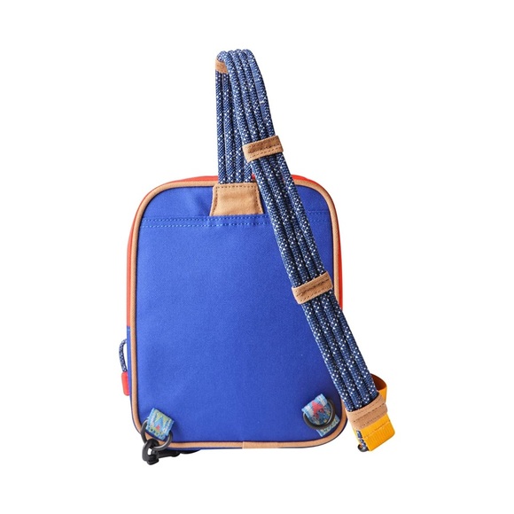 New Kavu Pescadero mini sling style crossbody bag in Boat life Unisex - Picture 2 of 8